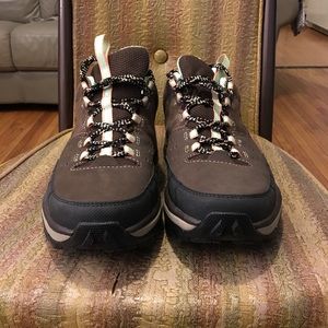 Hoka One One Tor Summit WP